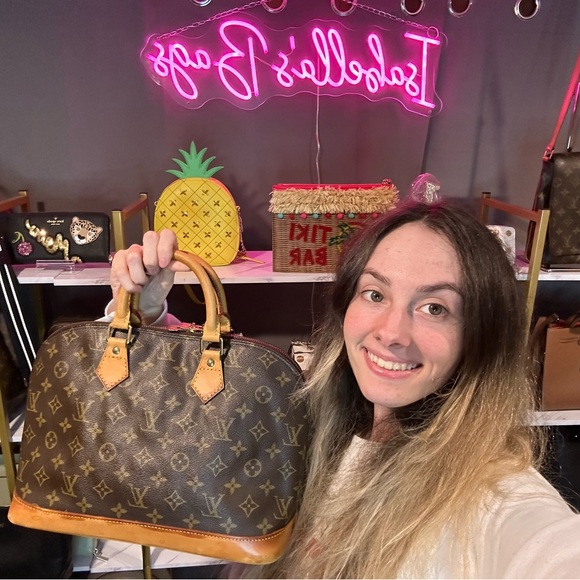 LIVE SHOW UPDATES - Picture 2 of 7